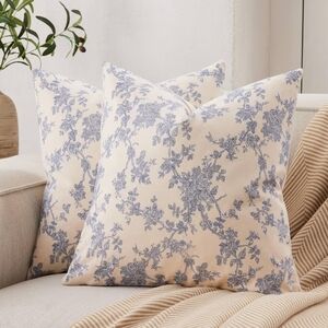 NWT French Pastoral Throw Pillows with 100% Cotton Inserts 18" X 18". Set of 2